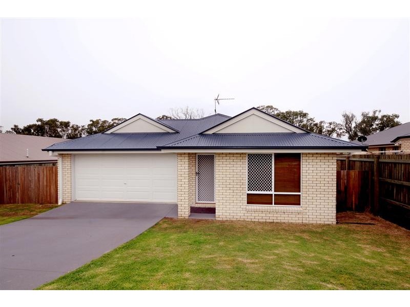 37 Sunset Drive, Glenvale QLD 4350