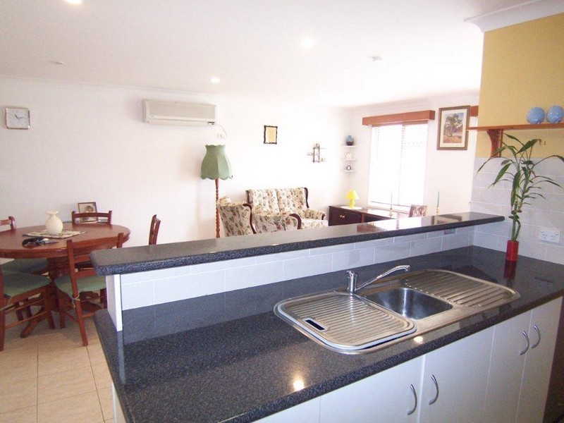 3/17 Hennenlotter Court, Kearneys Spring QLD 4350