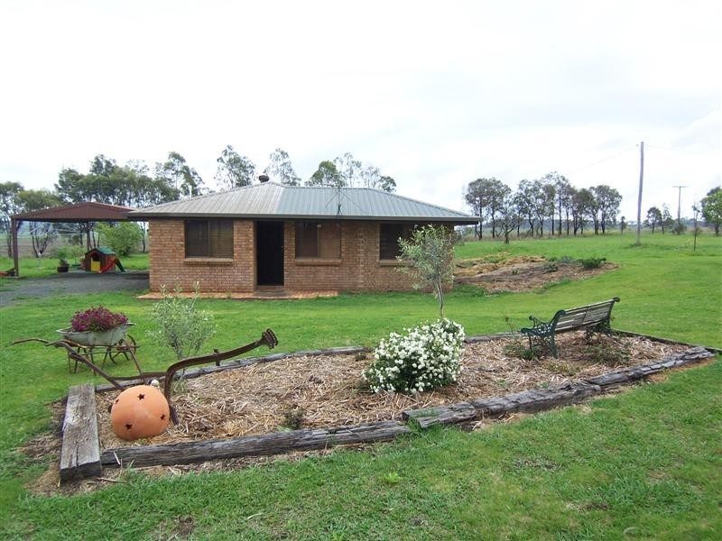 208. Watts Siding Rd, Cambooya QLD 4358