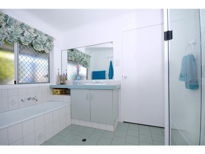 9 Byrd Court, Wilsonton QLD 4350