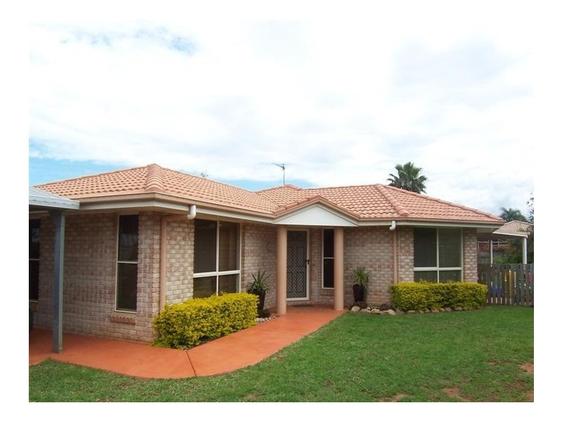 15 Black Court, Wilsonton QLD 4350