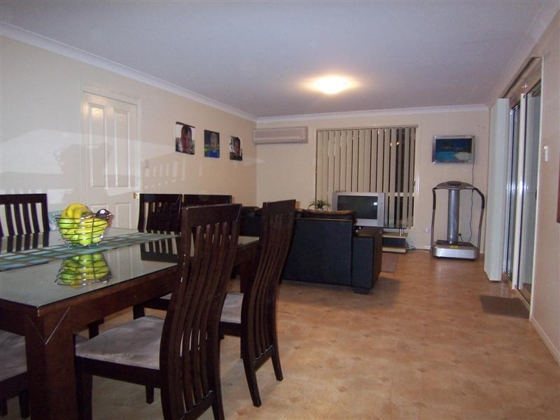 15 Black Court, Wilsonton QLD 4350