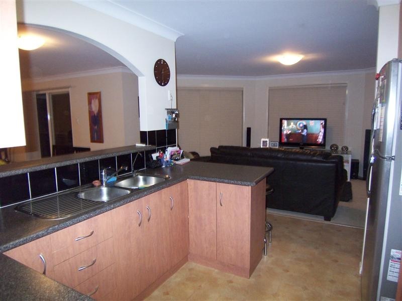 15 Black Court, Wilsonton QLD 4350