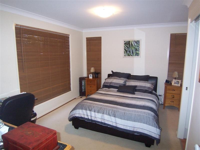 15 Black Court, Wilsonton QLD 4350