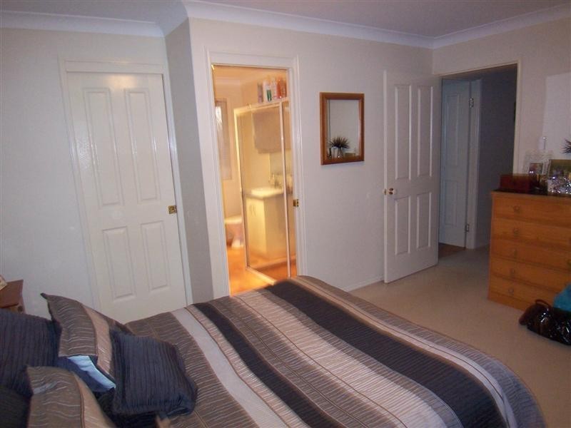 15 Black Court, Wilsonton QLD 4350