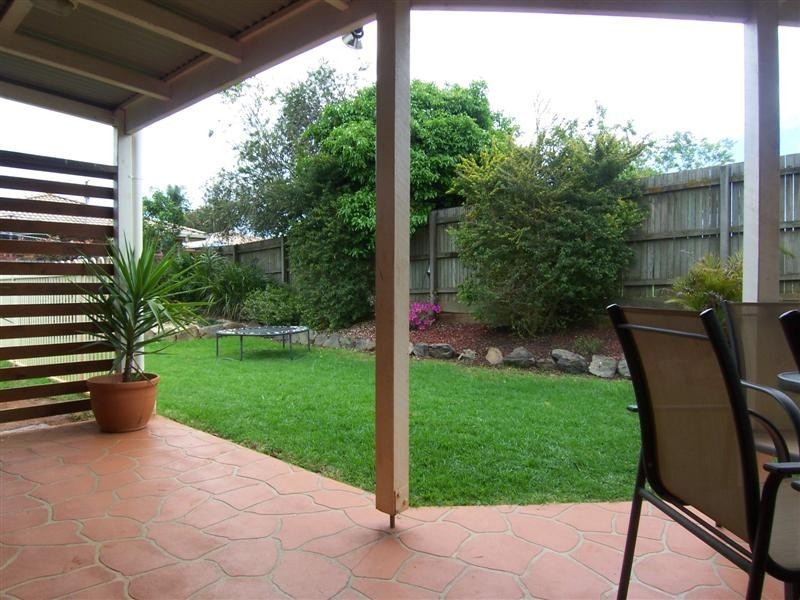 15 Black Court, Wilsonton QLD 4350