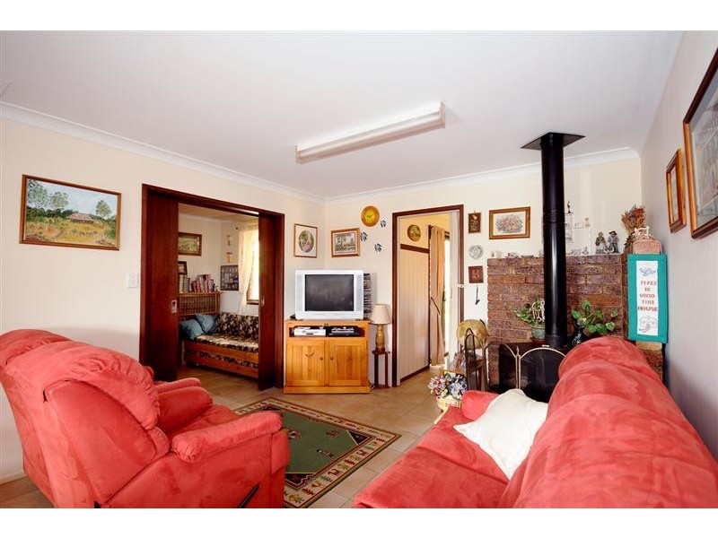 16 Marwedel Street, Kearneys Spring QLD 4350