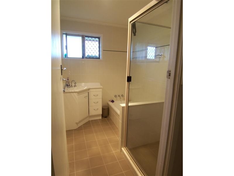 5 Stella Court, Wilsonton QLD 4350