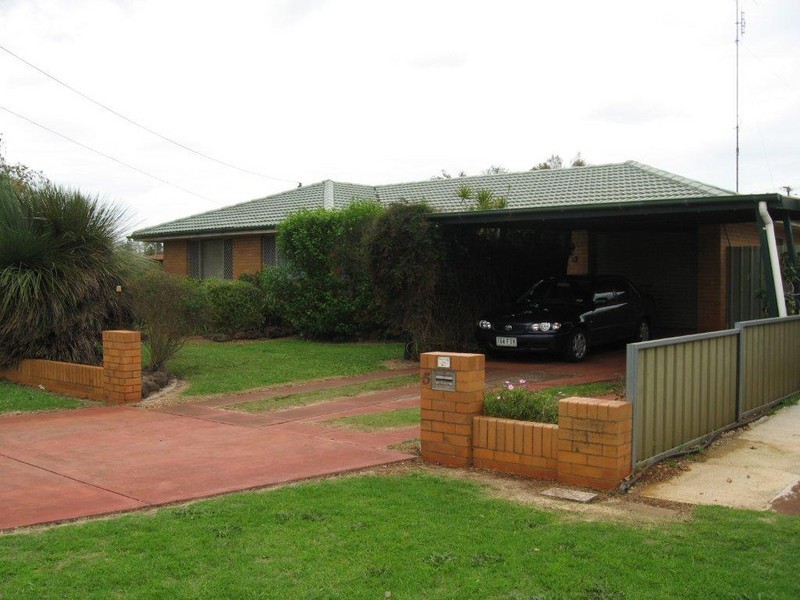 5 Stella Court, Wilsonton QLD 4350