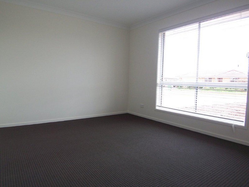 39 Berghofer Drive, Oakey QLD 4401