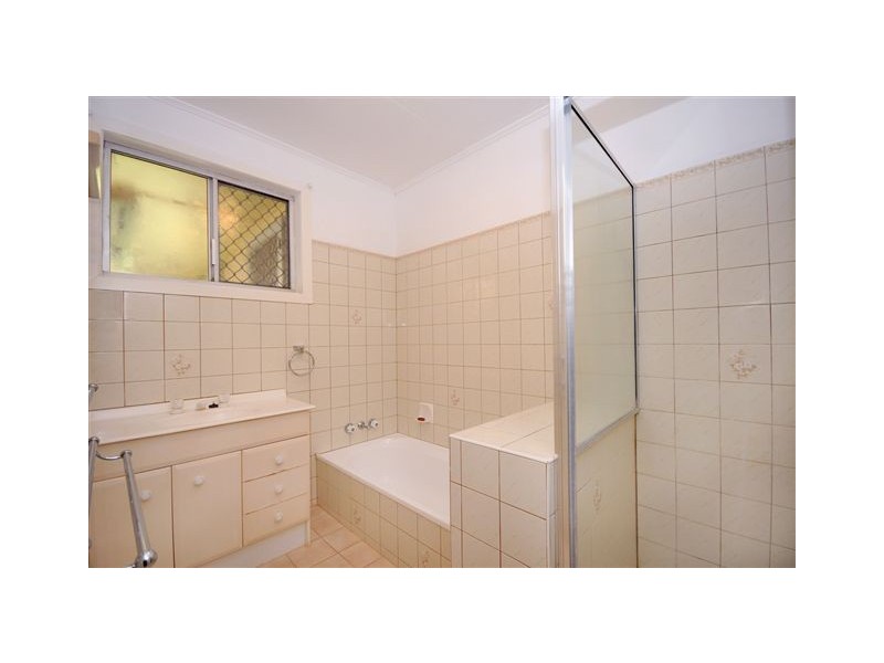 18 Diosma Street, Centenary Heights QLD 4350