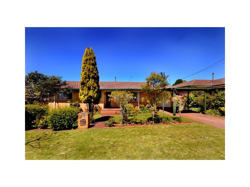 18 Diosma Street, Centenary Heights QLD 4350