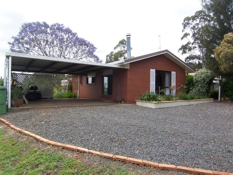 11 Louttit Court, Gowrie Mountain QLD 4350