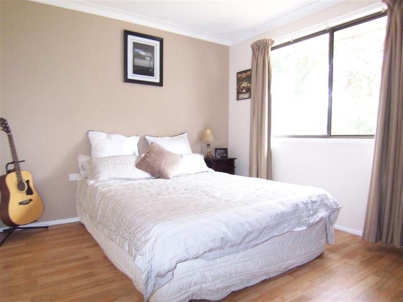 11 Louttit Court, Gowrie Mountain QLD 4350