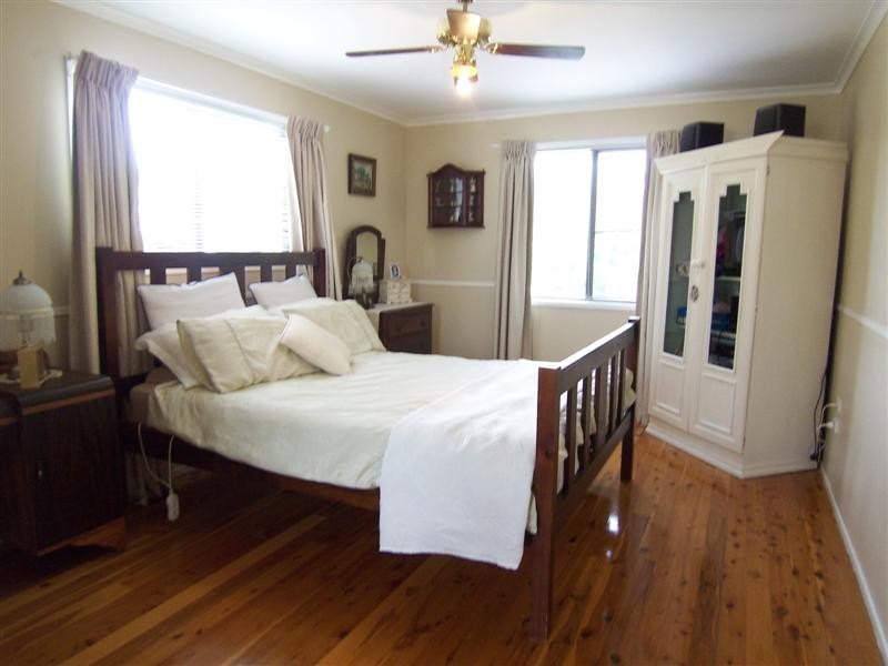 11 Louttit Court, Gowrie Mountain QLD 4350