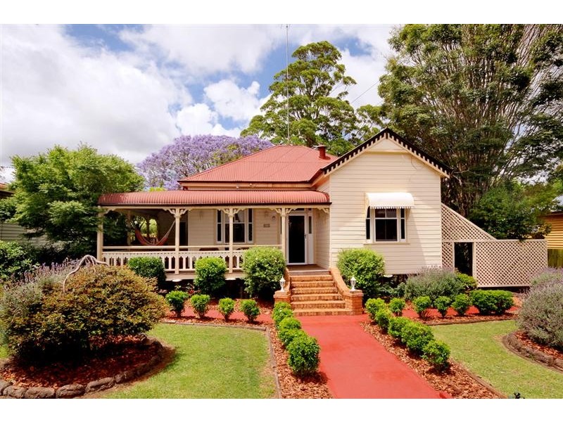 204 South Street, South Toowoomba QLD 4350