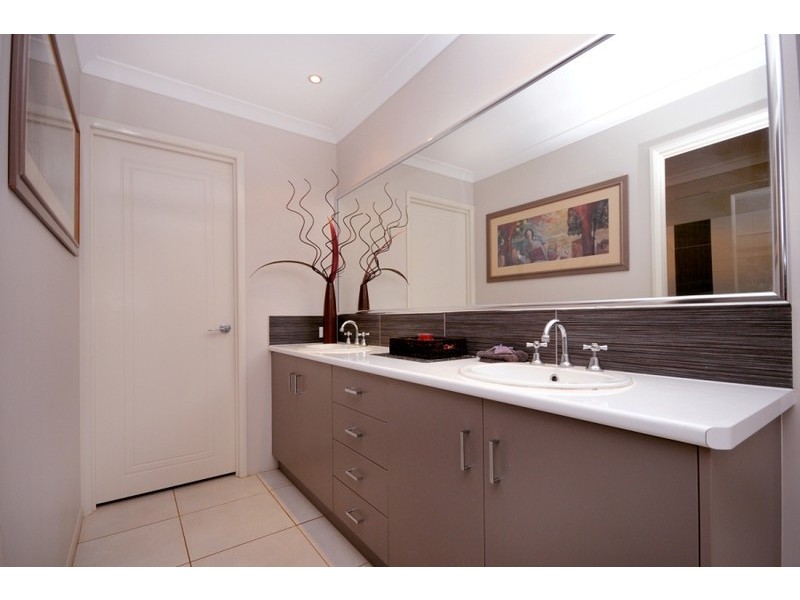 34. Smythe Drive, Highfields QLD 4352