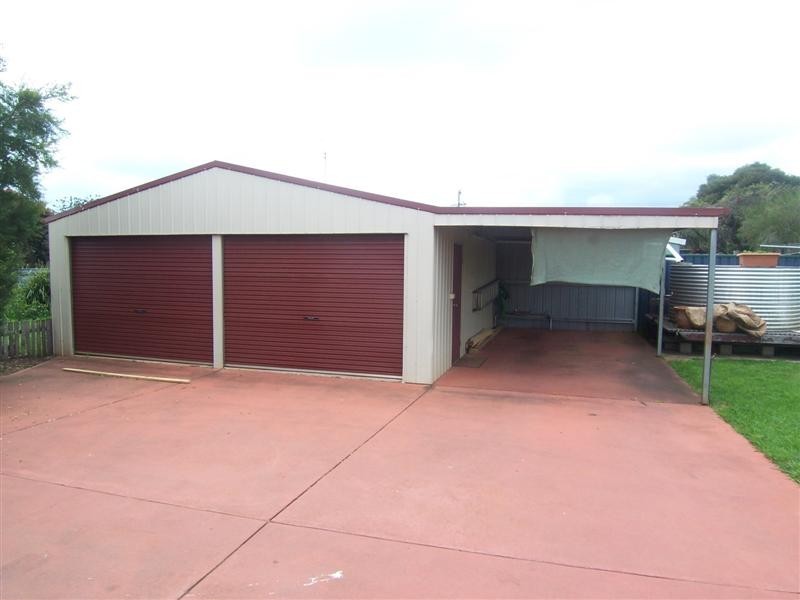 88 Drayton Rd, Harristown QLD 4350