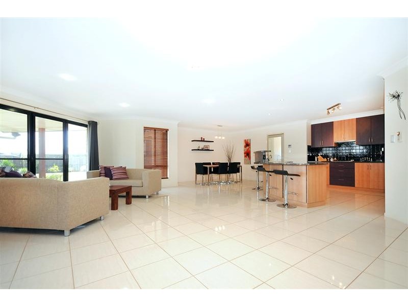 66 Polzin Road, Highfields QLD 4352