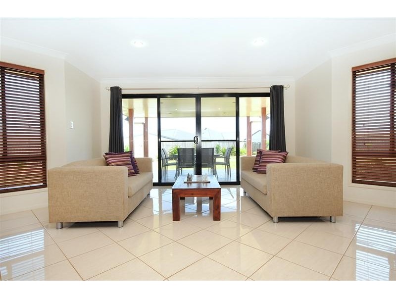 66 Polzin Road, Highfields QLD 4352