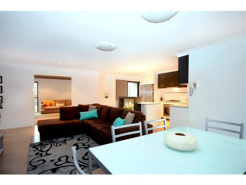 16 Moorina Drive, Harristown QLD 4350