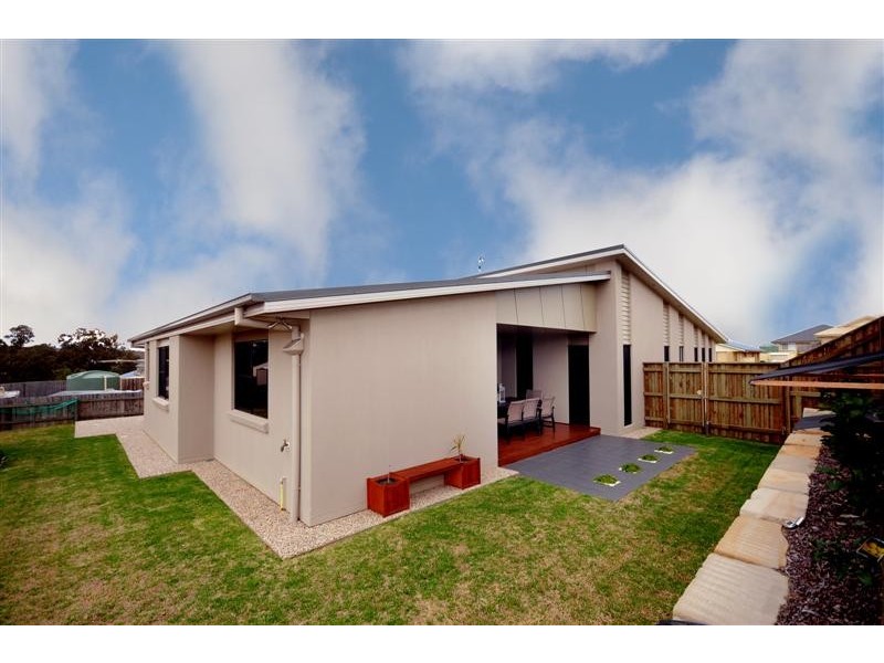 16 Moorina Drive, Harristown QLD 4350