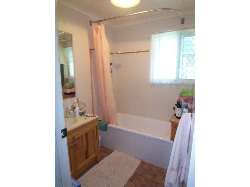 7 Cabernet Court, Wilsonton Heights QLD 4350