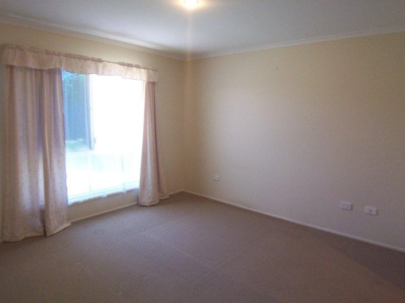 22 East Street, Kingsthorpe QLD 4400