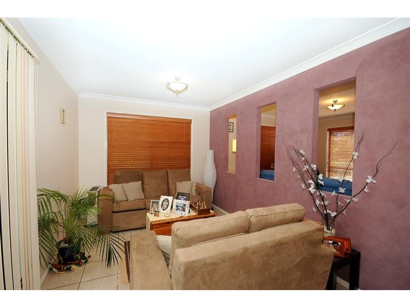 3 Menzies Street, Middle Ridge QLD 4350