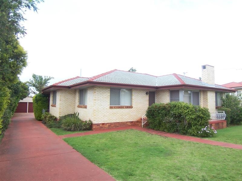 88. Drayton Rd, Harristown QLD 4350