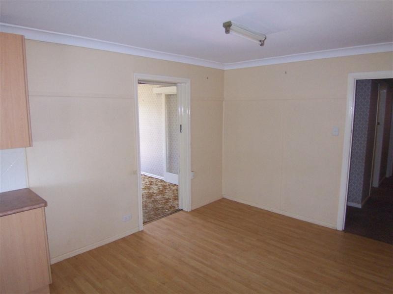 88. Drayton Rd, Harristown QLD 4350