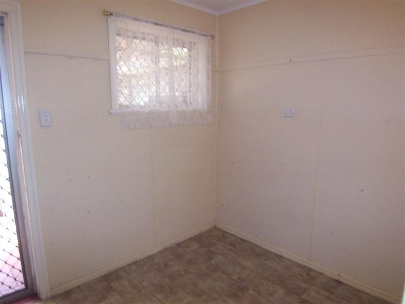 88. Drayton Rd, Harristown QLD 4350