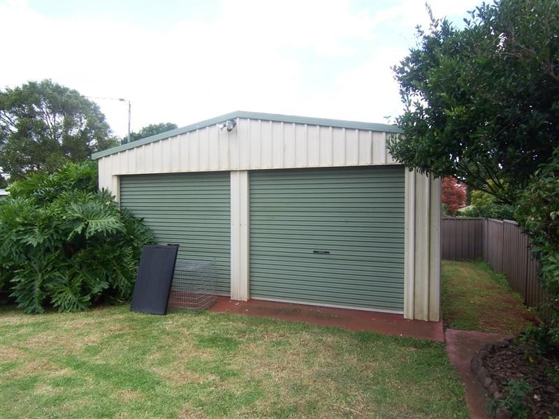 5 Hoffman Street, Kearneys Spring QLD 4350