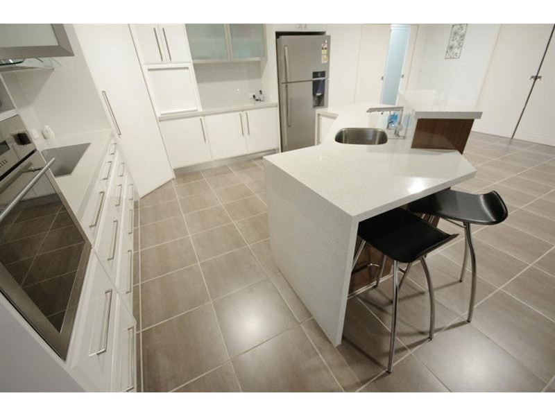 8 Manooka Crescent, Highfields QLD 4352