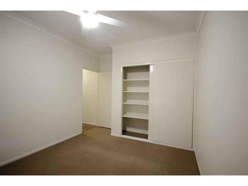 8 Manooka Crescent, Highfields QLD 4352