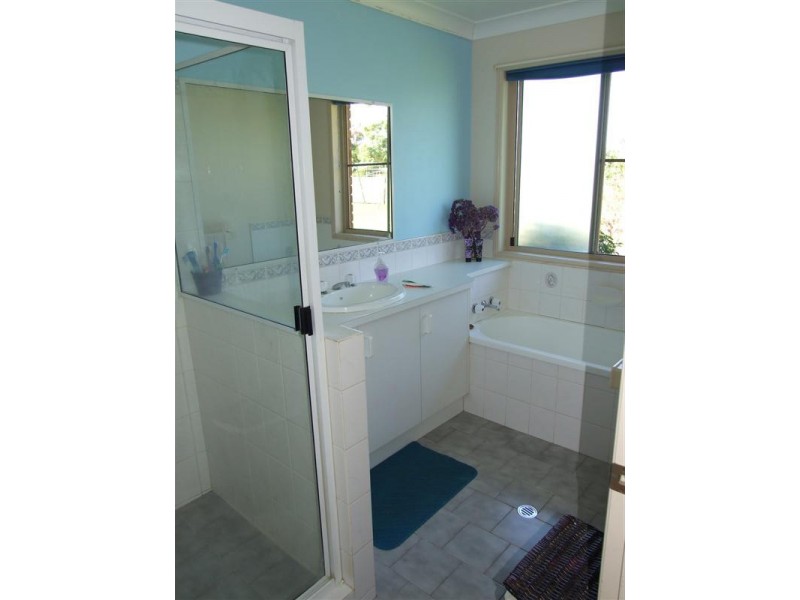 14 Woolmer Road, Highfields QLD 4352