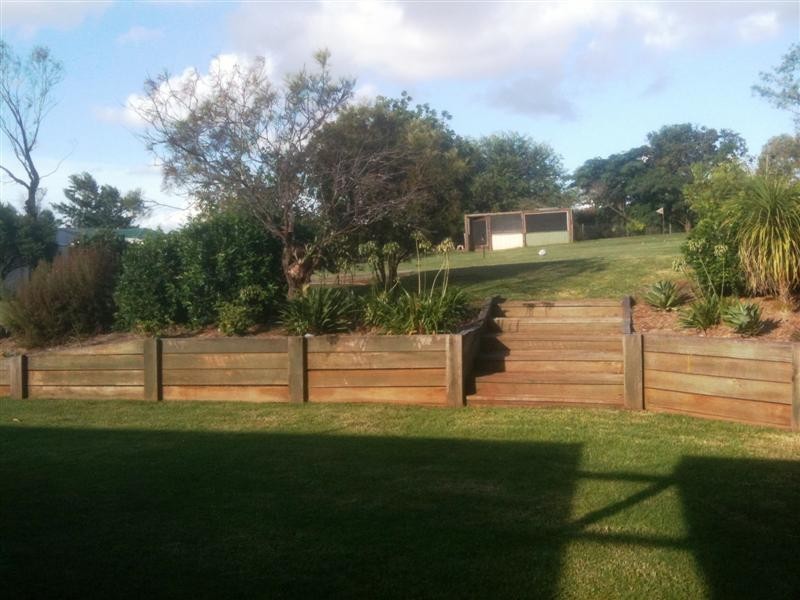 14 Woolmer Road, Highfields QLD 4352