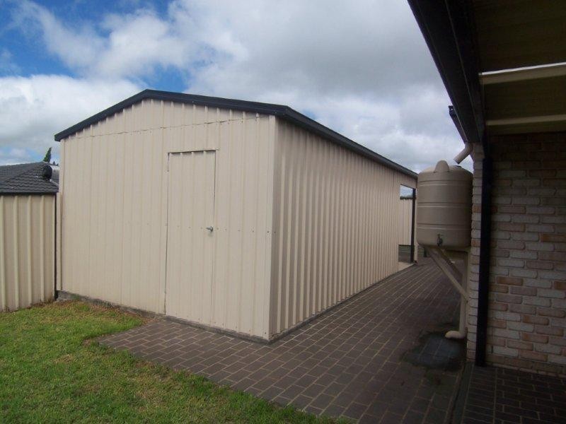 18. Patron Crescent, Glenvale QLD 4350