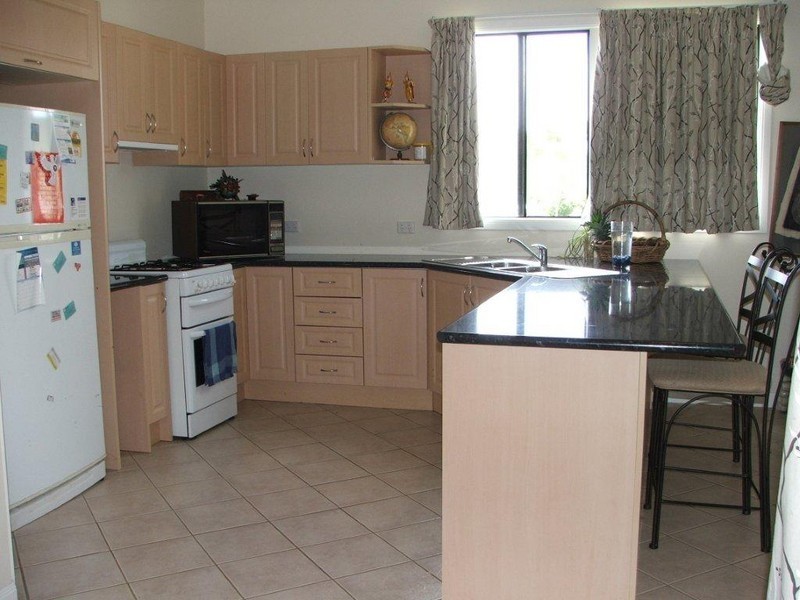 56  Phipps Drive, Meringandan QLD 4352