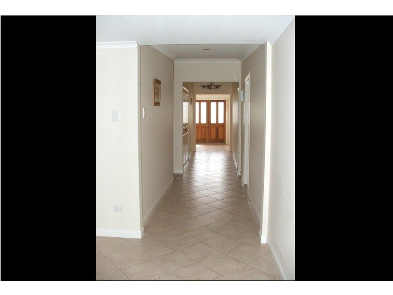 56  Phipps Drive, Meringandan QLD 4352