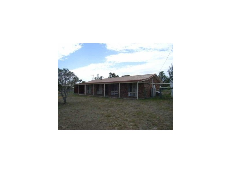 14 Clifford Street, Meringandan West QLD 4352