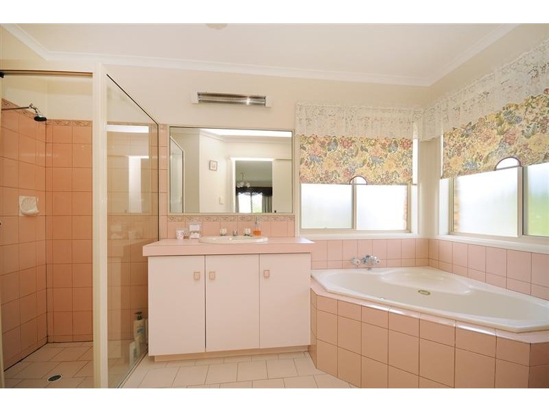 3 Dunemann Street, Kearneys Spring QLD 4350