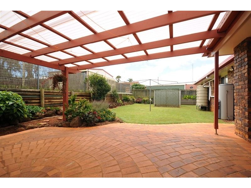 3 Dunemann Street, Kearneys Spring QLD 4350