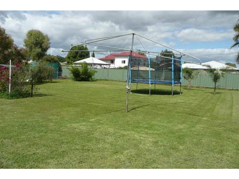 7 Herbert Street, Allora QLD 4362