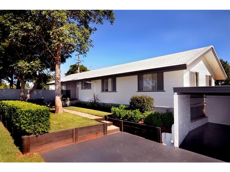 3 McHardy St, Centenary Heights QLD 4350