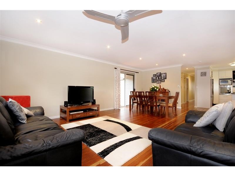 3 McHardy St, Centenary Heights QLD 4350