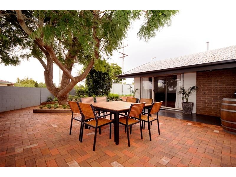 3 McHardy St, Centenary Heights QLD 4350