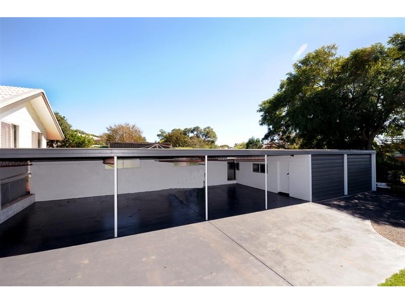 3 McHardy St, Centenary Heights QLD 4350