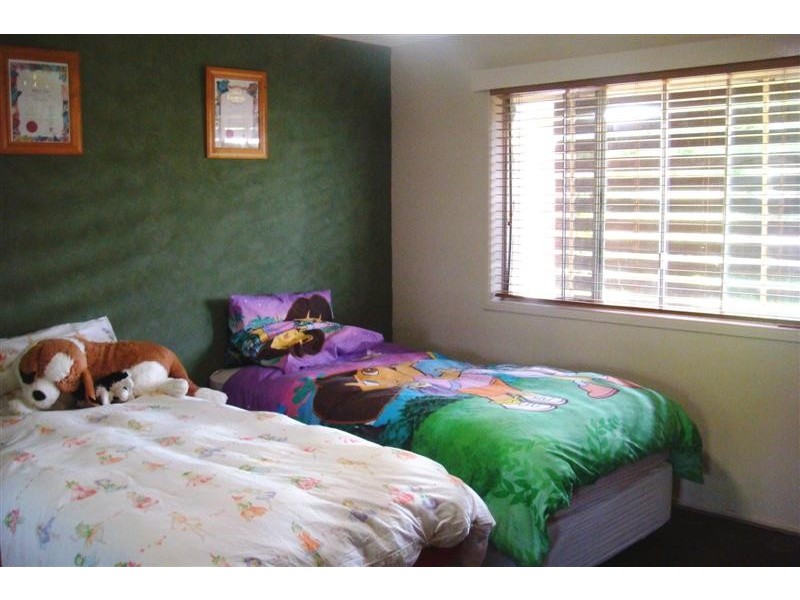 24 Jean Street, Harristown QLD 4350