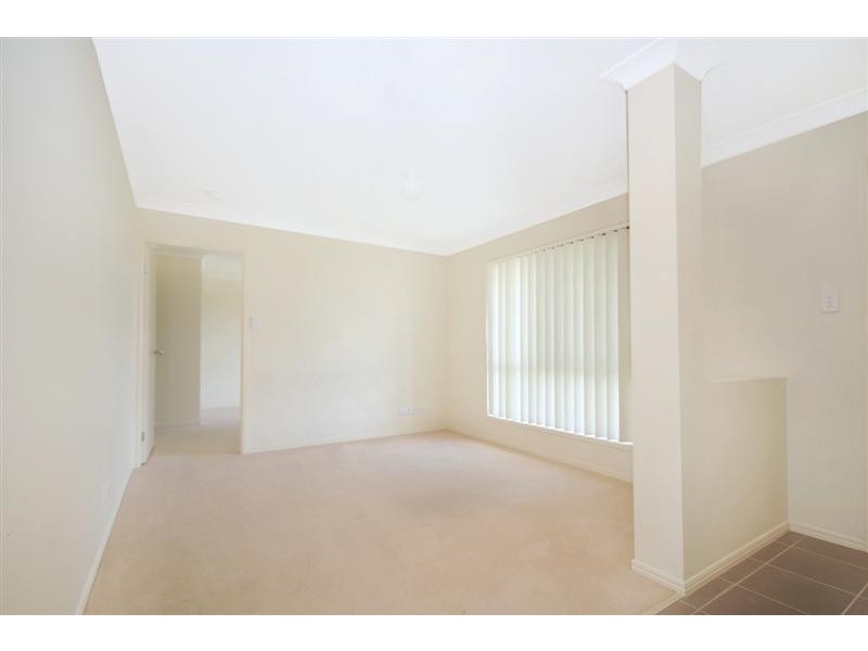 12 Wareena Crescent, Glenvale QLD 4350